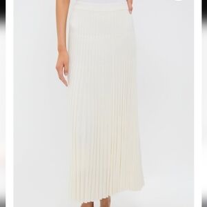 Tuckernuck Cream Kenley Knit  Pleated Midi Skirt Size Small NwT.